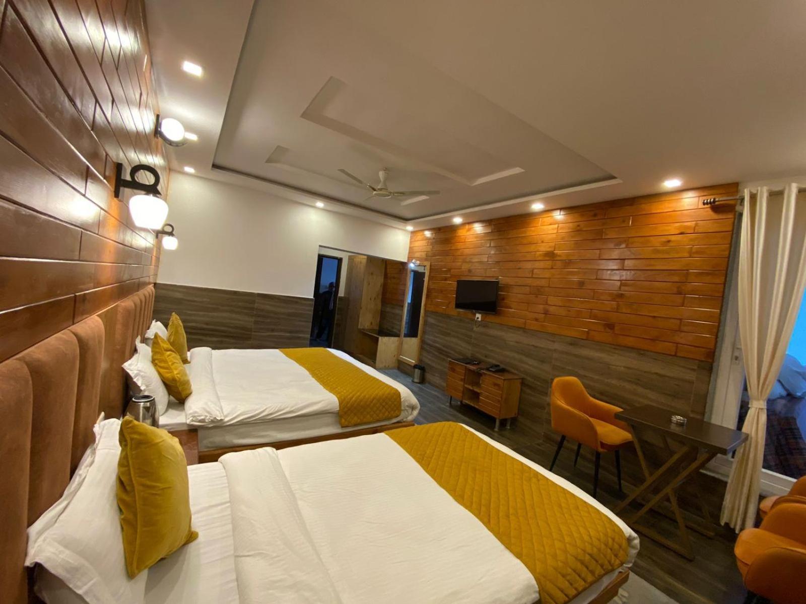 The Aesthetic Hotel & Restaurant บีมตาล ภายนอก รูปภาพ
