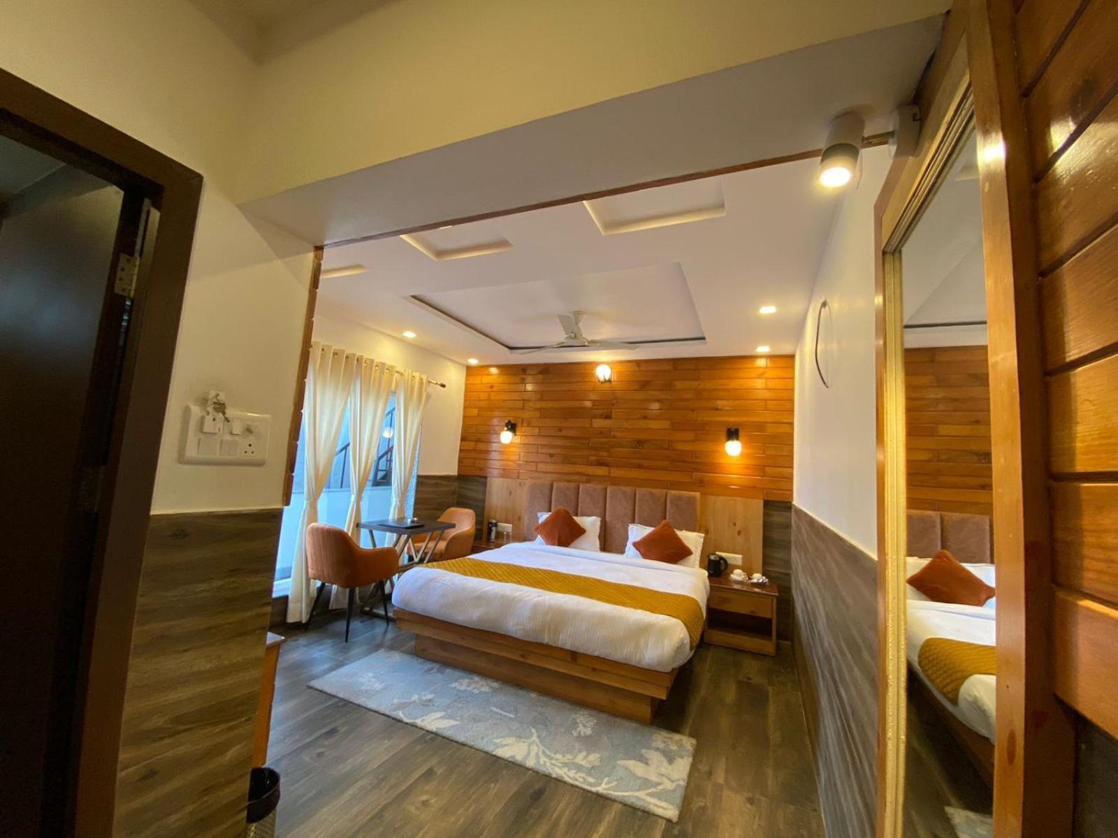 The Aesthetic Hotel & Restaurant บีมตาล ภายนอก รูปภาพ